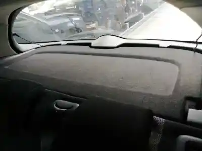 Veículo de Sucata peugeot 308 sw confort do ano 2007 alimentado 9hz