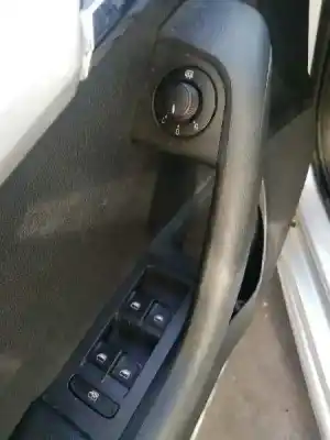 Здавання транспортного засобу skoda octavia combi (5e5) 1.6 tdi dpf року 2014 потужний clh