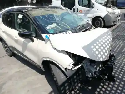 Veículo de Sucata renault captur zen do ano 2018 alimentado h5f f408