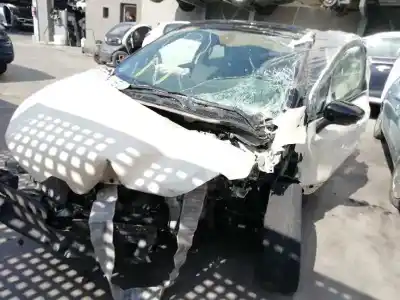 Veículo de Sucata renault captur zen do ano 2018 alimentado h5f f408