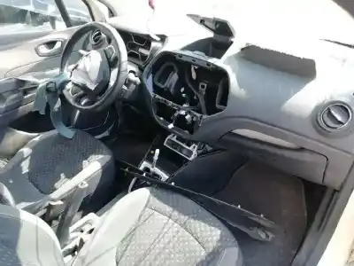 Veículo de Sucata renault captur zen do ano 2018 alimentado h5f f408