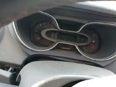 Veículo de Sucata renault captur zen do ano 2018 alimentado h5f f408