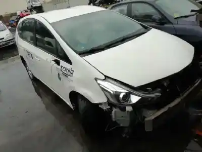 Veículo de Sucata TOYOTA PRIUS (NHW30) Plug-in Hybrid Advance do ano 2017 alimentado 2ZR