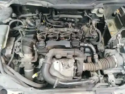 Veículo de Sucata volvo s40 berlina 1.6 d momentum do ano 2005 alimentado d4164t