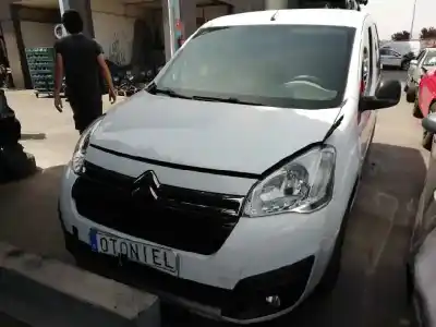 Sloopvoertuig CITROEN BERLINGO STATION WAGON Feel van het jaar 2015 aangedreven BH02