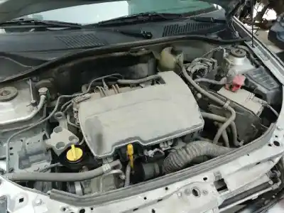 Здавання транспортного засобу renault                                            clio ii fase ii (b/cb0)                                                                                                                                                                                                                                    1.2                                                                                                                                                                                                                                                        року 2006 потужний d4f g7