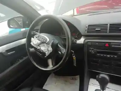 Veículo de Sucata audi a4 avant (8e) 2.0 tdi do ano 2005 alimentado blb