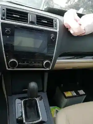 Veículo de Sucata subaru outback (b15) executive plus s awd do ano 2019 alimentado fb25