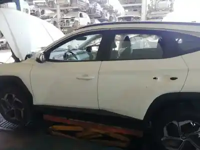 Veicolo di demolizione hyundai tucson 1.6 hybrid 4x4 dell'anno 2022 alimentato g4ft