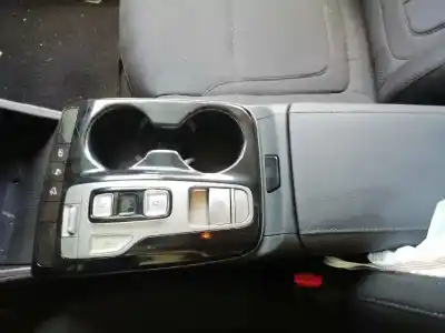 Veicolo di demolizione hyundai tucson 1.6 hybrid 4x4 dell'anno 2022 alimentato g4ft