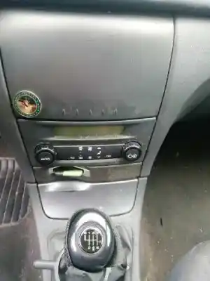 Veículo de Sucata renault laguna ii (bg0) expression do ano 2004 alimentado f9q c6