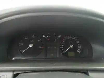 Veículo de Sucata renault laguna ii (bg0) expression do ano 2004 alimentado f9q c6