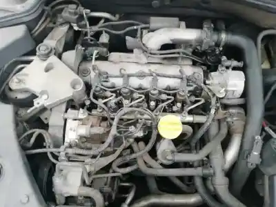 Veículo de Sucata renault laguna ii (bg0) expression do ano 2004 alimentado f9q c6