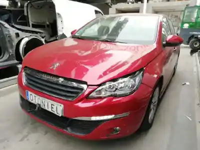 Veicolo di demolizione PEUGEOT 308 Style dell'anno 2016 alimentato HNZ