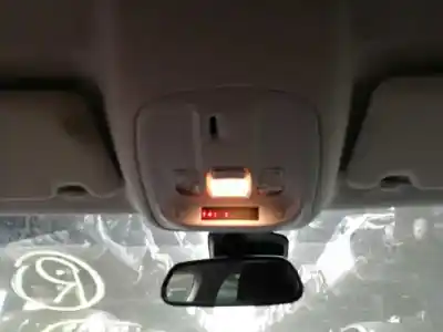 Sloopvoertuig peugeot 308 style van het jaar 2016 aangedreven hnz