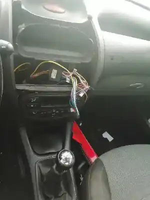 Veicolo di demolizione peugeot 206 cc (2d) 2.0 s16 dell'anno 2004 alimentato rfn