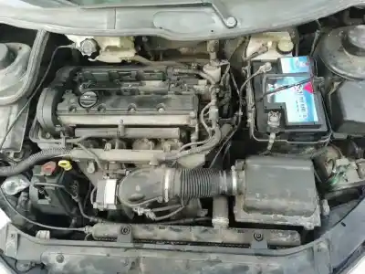 Veicolo di demolizione peugeot 206 cc (2d) 2.0 s16 dell'anno 2004 alimentato rfn