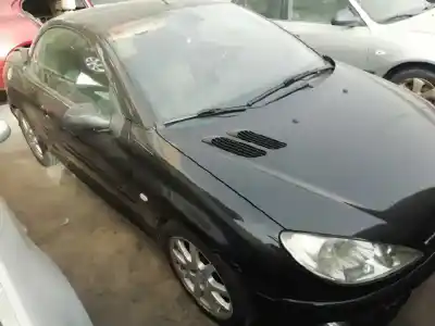 Veicolo di demolizione peugeot 206 cc (2d) 2.0 s16 dell'anno 2004 alimentato rfn