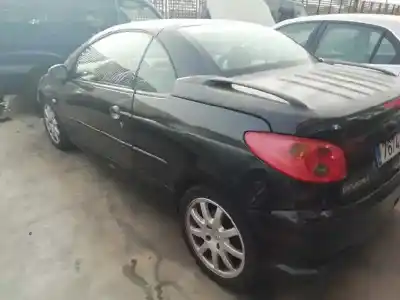 Veicolo di demolizione peugeot 206 cc (2d) 2.0 s16 dell'anno 2004 alimentato rfn