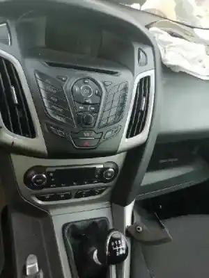 Scrapping Vehicle ford focus lim. (cb8) edition of the year 2014 powered t1da