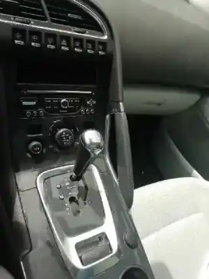 Veículo de Sucata peugeot 3008 allure do ano 2015 alimentado rhh rh02