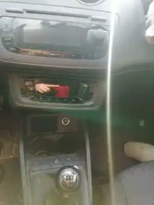 Veículo de Sucata seat ibiza (6j5) 25 aniversario do ano 2010 alimentado bls