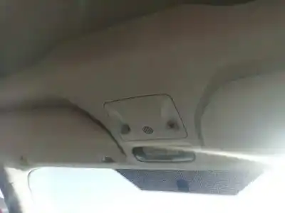 Veículo de Sucata ford transit courier combi trend do ano 2016 alimentado ugcb