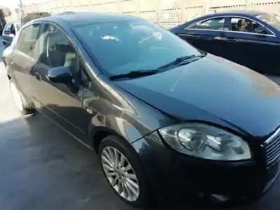 Vehicul casat FIAT LINEA (110) Dynamic al anului 2007 alimentat 199A3000
