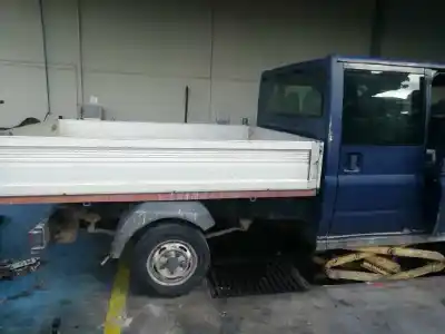 Veicolo di demolizione ford transit mod. 2000 combi ft 260 2.0 corto dell'anno 2005 alimentato abfa