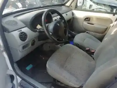 Здавання транспортного засобу renault kangoo (f/kc0) alize року 2003 потужний k9k a7