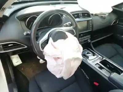 Veículo de Sucata jaguar xe portfolio do ano 2018 alimentado 204dtd