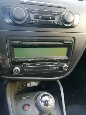 Scrapping Vehicle seat leon (1p1) reference of the year 2010 powered cay