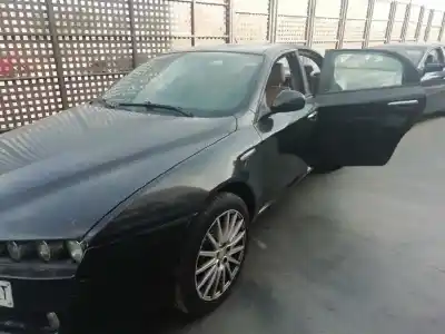 Sloopvoertuig alfa romeo 159 (140) 2.4 jtdm 20v / selective van het jaar 2007 aangedreven 939a3000