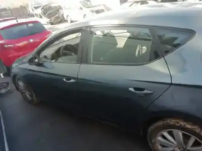 Здавання транспортного засобу seat leon (5f1) reference року 2017 потужний ddya