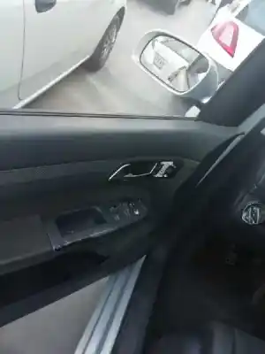 Veículo de Sucata volkswagen touran (1t1) advance do ano 2005 alimentado bkd