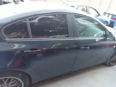 Veículo de Sucata opel insignia a sedán (g09) 2.0 cdti (69) do ano 2010 alimentado a20dth