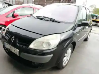 Veículo de Sucata RENAULT SCENIC II Authentique do ano 2006 alimentado K4M 97