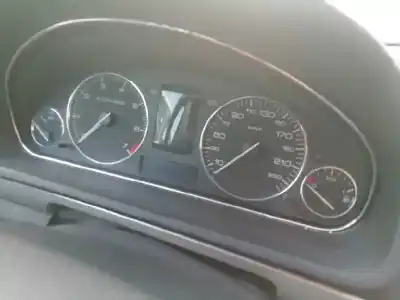 Scrapping Vehicle peugeot 407 sr confort of the year 2004 powered 6fz