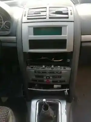 Scrapping Vehicle peugeot 407 sr confort of the year 2004 powered 6fz