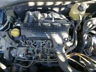 Здавання транспортного засобу renault clio ii fase ii (b/cb0) authentique року 2002 потужний k9k a7