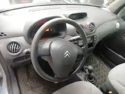 Veículo de Sucata citroen c3 1.1 collection do ano 2003 alimentado hfx