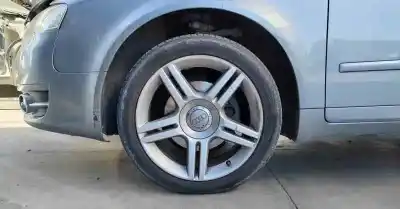 Veículo de Sucata audi a4 avant (8e) 2.0 tdi do ano 2008 alimentado bre