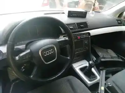 Veículo de Sucata audi a4 avant (8e) 2.0 tdi do ano 2008 alimentado bre