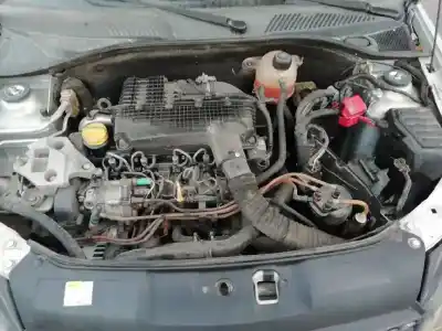 Здавання транспортного засобу renault clio ii fase ii (b/cb0) authentique року 2003 потужний k9k b7