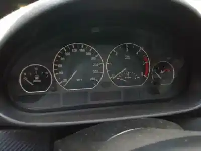 Veículo de Sucata bmw serie 3 touring (e46) 320d do ano 2001 alimentado 20-4d-4