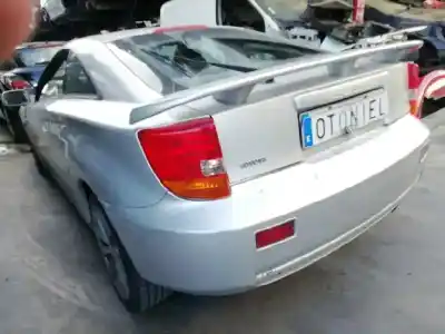 Sloopvoertuig toyota celica (t23) 1.8 van het jaar 2000 aangedreven 1zz-fe