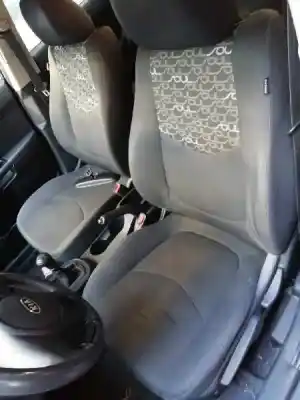 Sloopvoertuig kia soul i (am) 1.6 crdi 128 van het jaar 2011 aangedreven d4fb