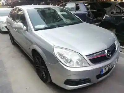 Scrapping Vehicle opel vectra c berlina 1.9 16v cdti cat (z 19 dth / lrd) of the year 2007 powered z19dth