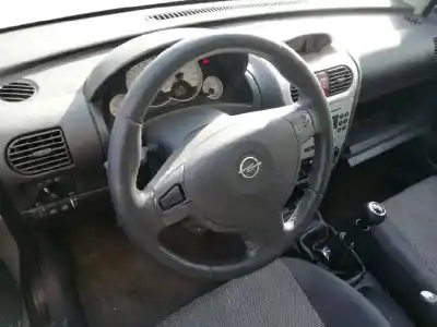 Здавання транспортного засобу opel corsa 3 c 1.3 cdti 70ch manual року 2006 потужний z13dt