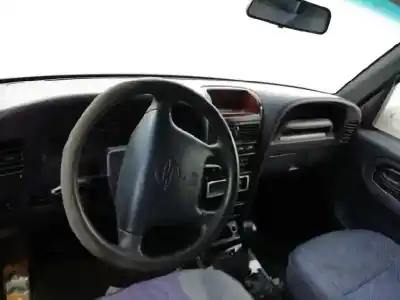 Здавання транспортного засобу ssangyong korando 2.3 turbodiesel cat року 1999 потужний 661la